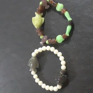 🌹 Fish beaded bracelets.